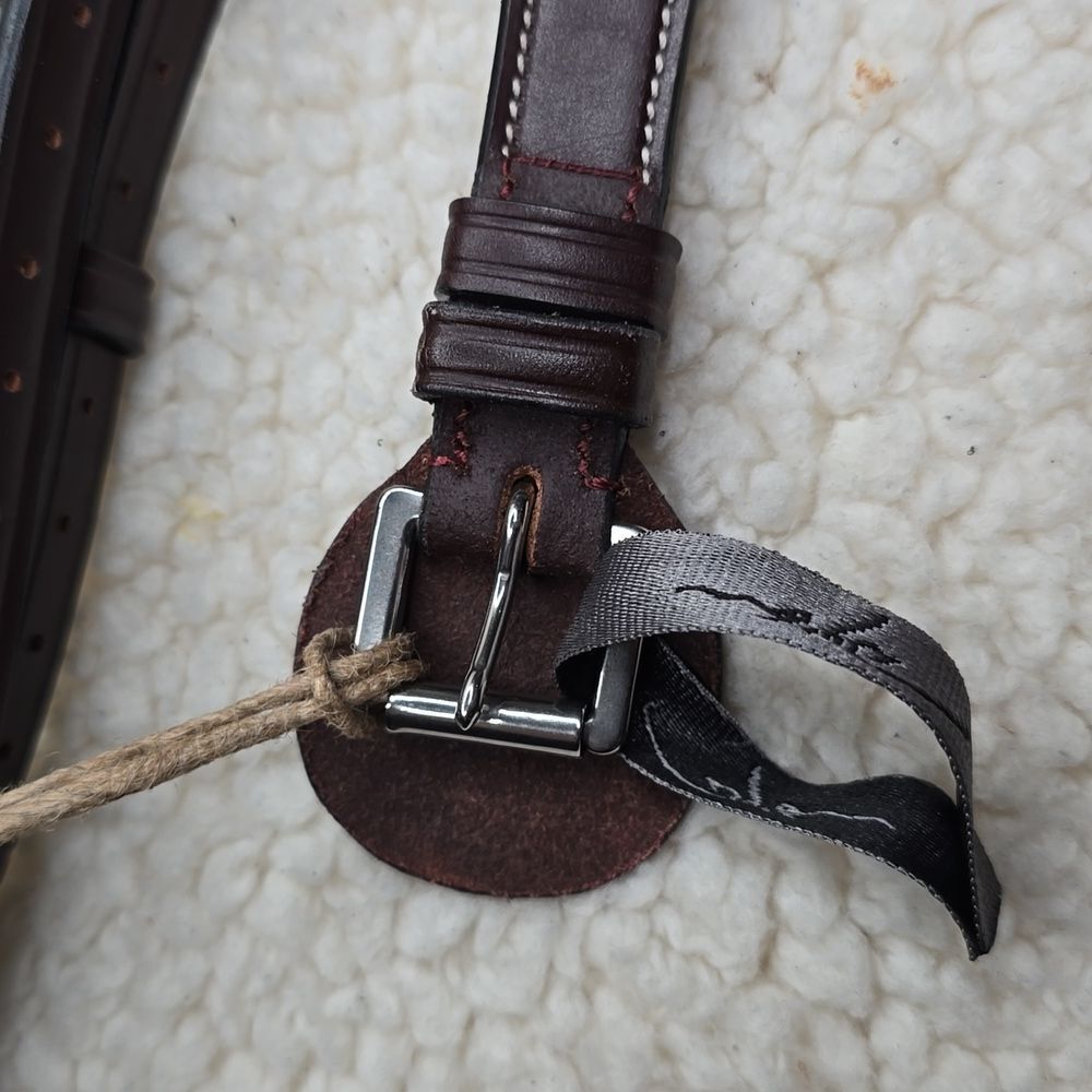 NWT Dy'on Fancy Stitched Cavesson Hunter Noseband Bridle In Brown - Picture 8 of 11